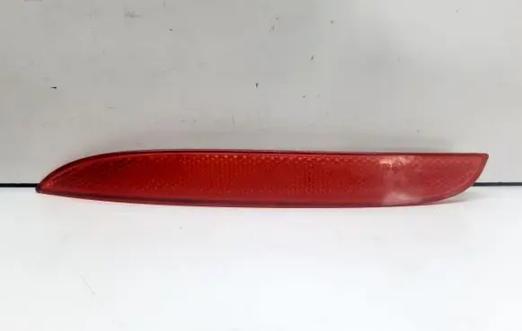 Rear tail light reflector