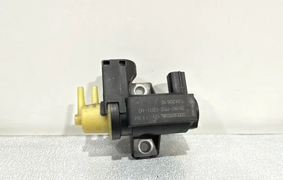 Honda CR-V Turbo solenoid valve 17T164