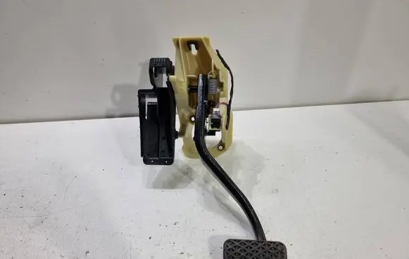 BMW 5 F10 F11 Brake pedal 35116782665