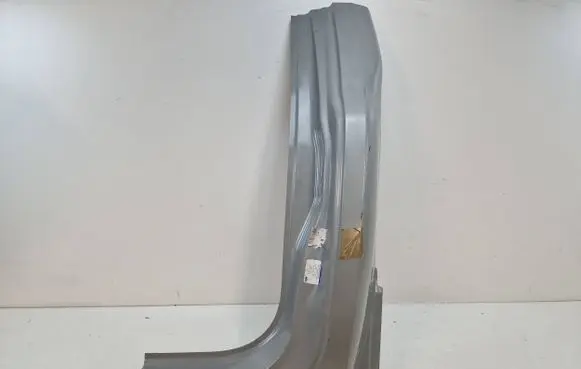 Ford Ranger Pillar (middle) 