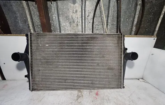 Volvo XC70 Intercooler radiator 9161207