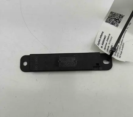 Mercedes-Benz C W205 Keyless system antenna A2139051100
