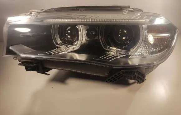 BMW X6 F16 Headlight/headlamp 7248266