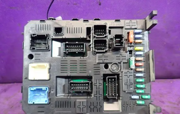 Fuse box set
