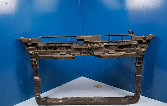 Volkswagen Golf VIII Radiator support slam panel 5H0805588J