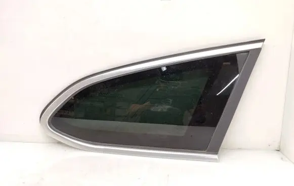 Volvo V60 Rear side window 43R001667 E000001