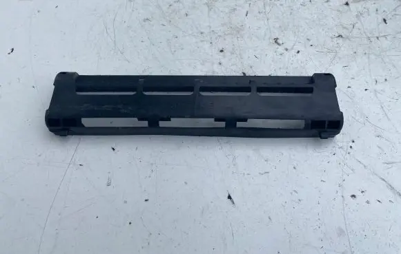 Toyota Avensis T250 Other engine bay part