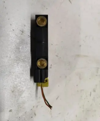 Volvo V70 Airbag deployment crash/impact sensor 8622365 003455 100402