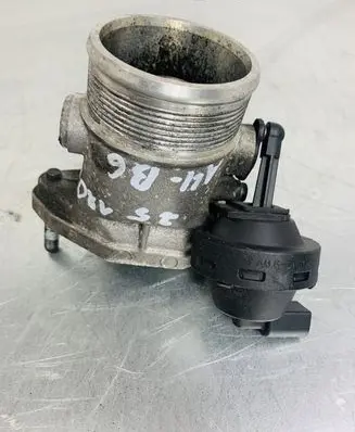 Audi A4 S4 B6 8E 8H Throttle valve 8E0145950