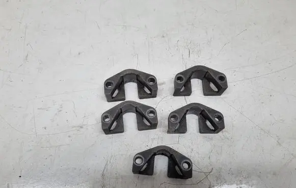BMW X5 E70 Fuel Injector clamp holder 