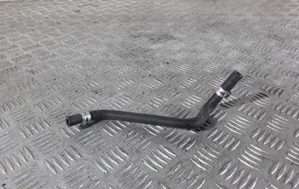 Volkswagen Tiguan Engine coolant pipe/hose