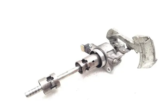 Opel Antara Gear selector/shifter in gearbox 55577587 F5579400711