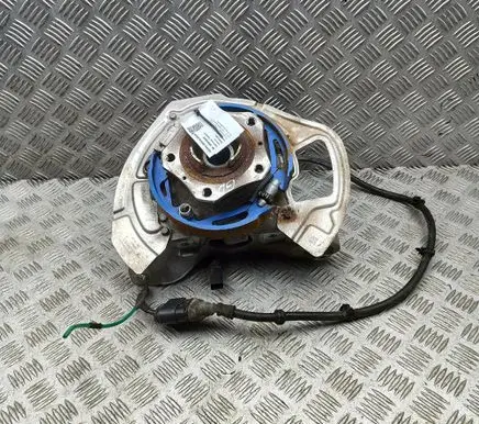 Porsche Taycan 9J1 Rear wheel hub 971615612E 971505436J
