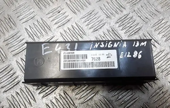 Opel Insignia A Engine control unit/module p13587628
