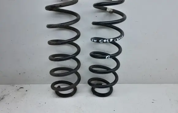 Volkswagen Golf VII Rear coil spring 5Q0511121