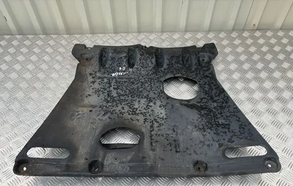 Jeep Commander Engine splash shield/under tray