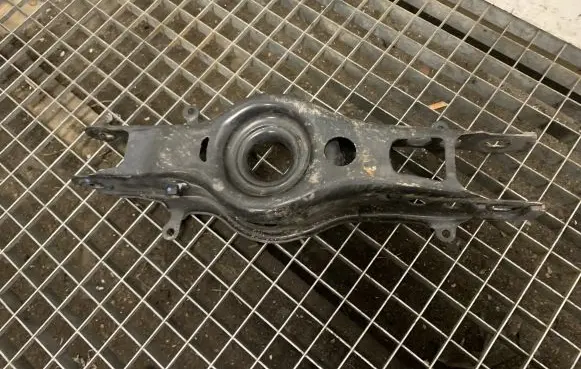 Chevrolet Camaro Rear upper control arm/wishbone