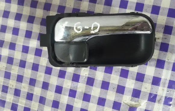 Nissan X-Trail T30 Rear door interior handle