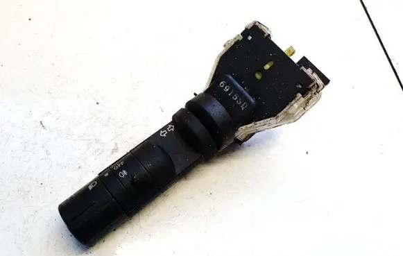 Nissan Qashqai Indicator stalk 6915sd