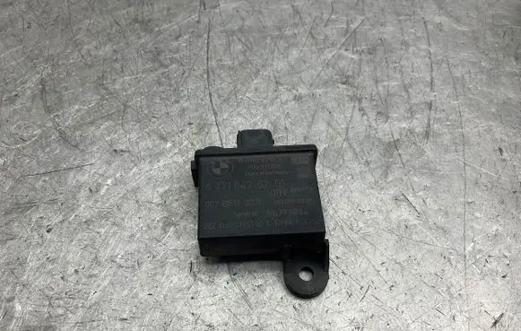 BMW 3 E92 E93 Tire pressure control unit 6771042 50377064 053300101202