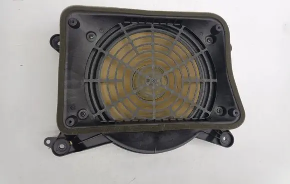 Audi A6 S6 C7 4G Subwoofer speaker 4G5035412 F2539B