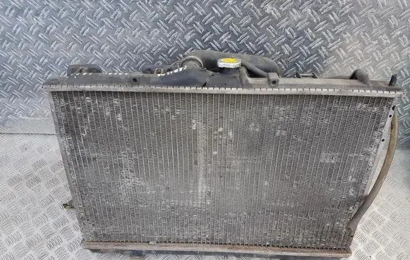 Mitsubishi Carisma Coolant radiator