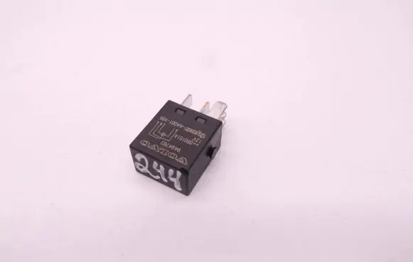 Volvo XC70 Other relay 9494783 D244