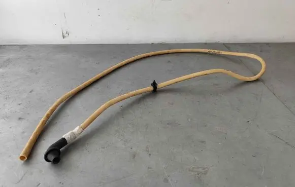 Volvo XC60 Water drain line hose 31675319 31402692
