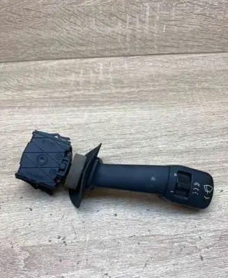 BMW 5 E39 Wiper control stalk 8352013
