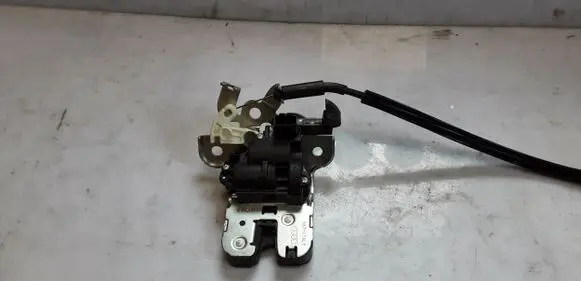 Audi A8 S8 D4 4H Tailgate/trunk/boot lock/catch/latch 4H0827505