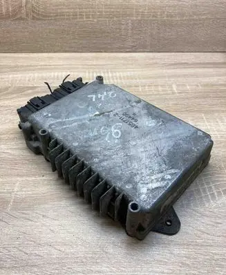 Chrysler Voyager Engine control unit/module ECU P04748211AF 46517112 8211AF
