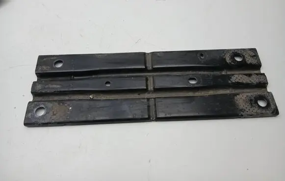 Volvo XC90 Muffler mount bracket/holder 31672097