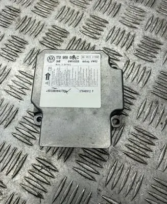 Volkswagen Touran I Airbag control unit/module 5WK43518 37040912F