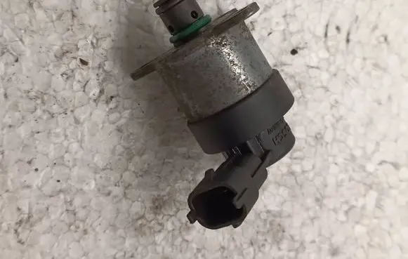 Volvo XC70 Fuel injection high pressure pump 0928400573 88423 05021