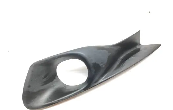 Front fog light trim/grill