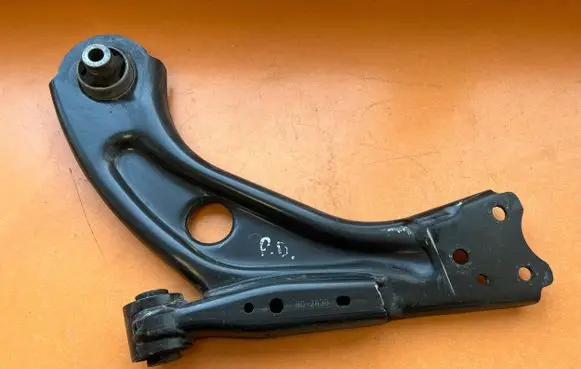 Opel Astra L Front lower control arm/wishbone S420RD 7AAA270356073D