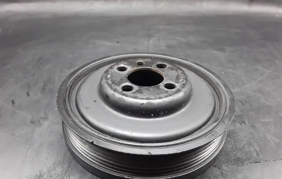 Skoda Superb B6 (3T) Crankshaft pulley 038105243M 038105243
