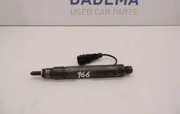 Volvo S40, V40 Fuel injector 0432193754 7700875035 D166