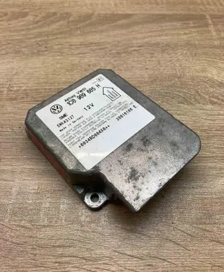 Skoda Fabia Mk1 (6Y) Airbag control unit/module 1C0909605H 5WK43127