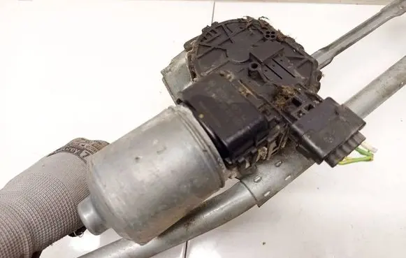 Citroen C5 Wiper motor 0390241700