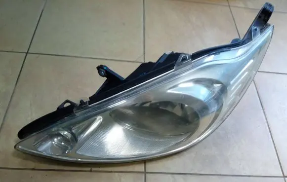 Headlight/headlamp