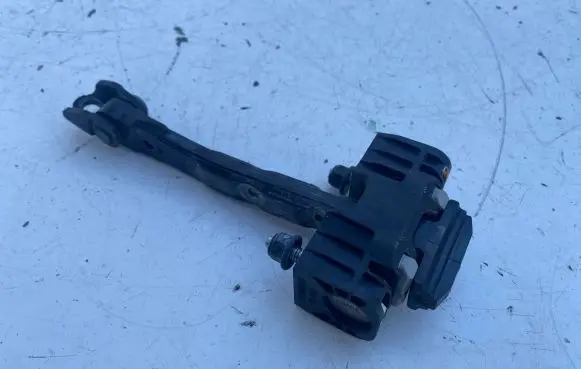 Volvo V60 Front door check strap stopper