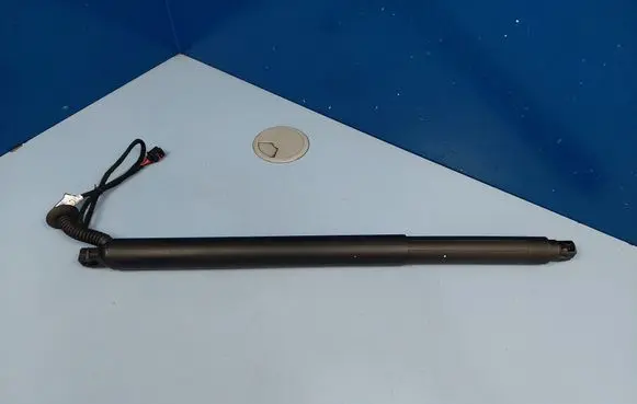 Volvo XC90 Tailgate/trunk strut/damper 31690604 31457610