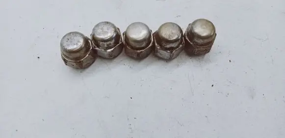 Nissan Qashqai+2 Nuts/bolts 