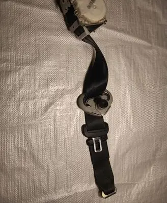 Volkswagen Caddy Rear seatbelt 1J0857731B 600333006563
