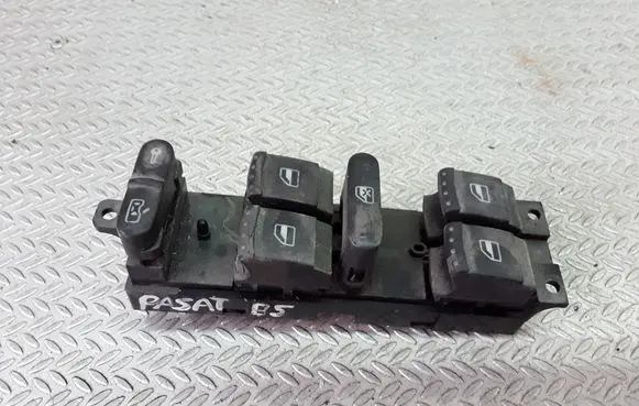Volkswagen PASSAT B5.5 Electric window control switch 1J4959857D