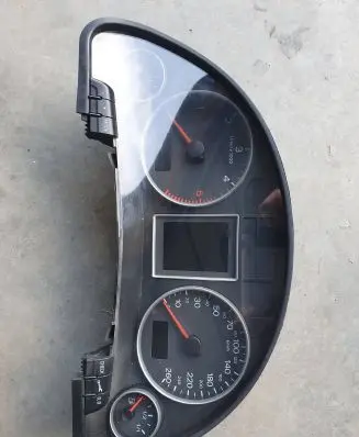 Audi A4 S4 B7 8E 8H Speedometer (instrument cluster) 8E920932K 0263626226 E0920932K