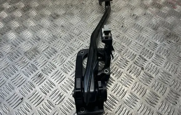 Mercedes-Benz B W246 W242 Brake pedal A2462900019