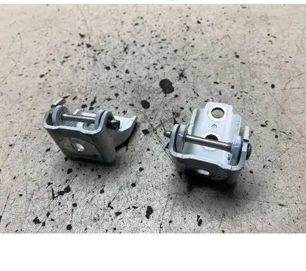 Citroen C3 Front door hinge set A075091