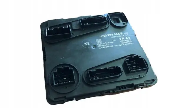 Audi A8 S8 D5 Comfort/convenience module 4N0907064B